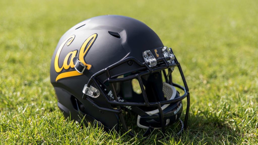 Kevin Jennings breaks SMU's TD passing record as No. 23 Mustangs beat Cal 59-20 — CBS Bay Area (KPIX), Grand Prairie Technology news