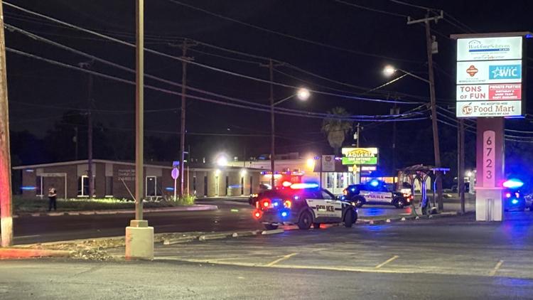 Pedestrian rushed to hospital on south side after being hit by car, SAFD says — KENS 5 (San Antonio), Grand Prairie Health news
