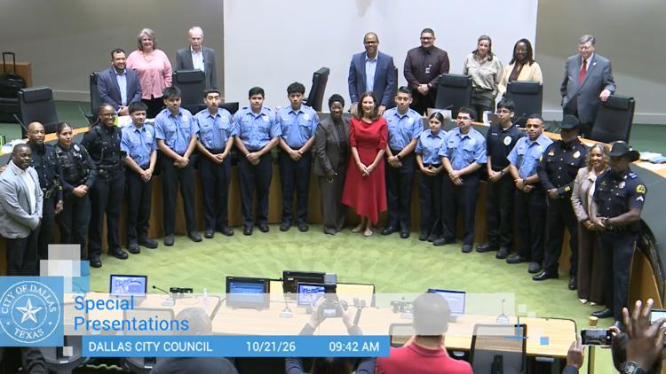 Council member 'surprised' to see Dallas Police spokesperson at city meeting while under criminal investigation — WFAA (Dallas-Fort Worth), Grand Prairie Community news
