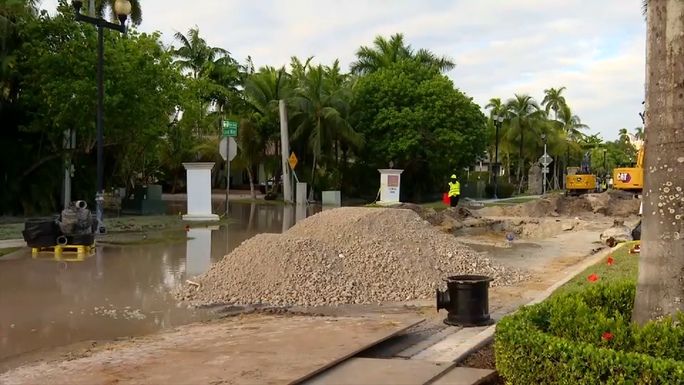 Repairs underway for water leak near Las Olas Blvd at Coral Way — WSVN 7 Broward, Grand Prairie Community news